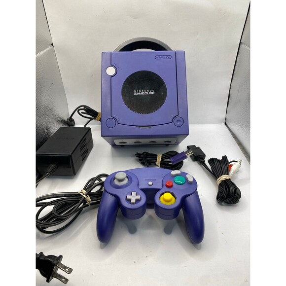 Nintendo GameCube Console Indigo Purple DOL-001 W Controller +Wires - Picture 1 of 5